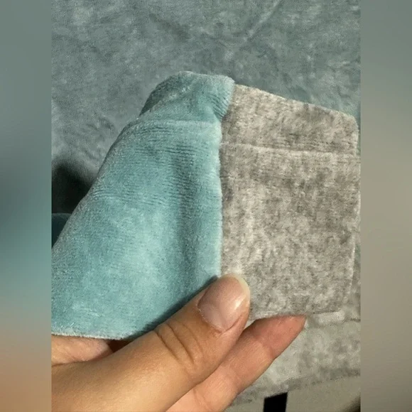 Velvet sweater 5-6 sweater - Picture 2 of 5